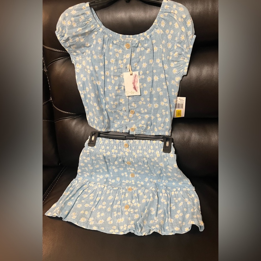 Jessica Simpson skirt and top set NWT